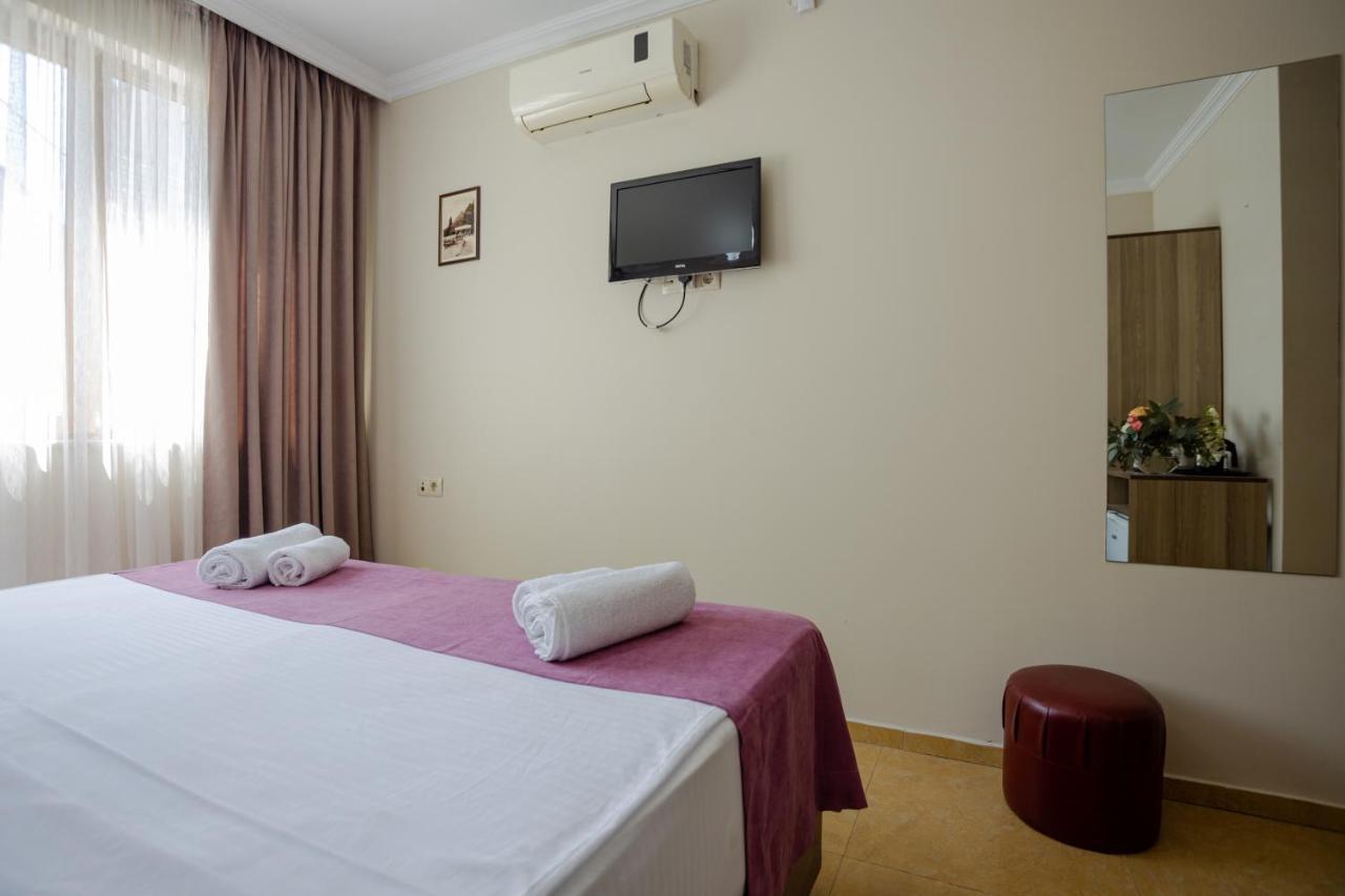 Daisi Sunset Hotel Batumi Exterior photo